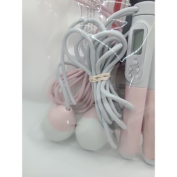 NEW Jump Rope Digital Weighted Handle Workout Jumping Rope with Calorie Counter - Picture 3 of 5